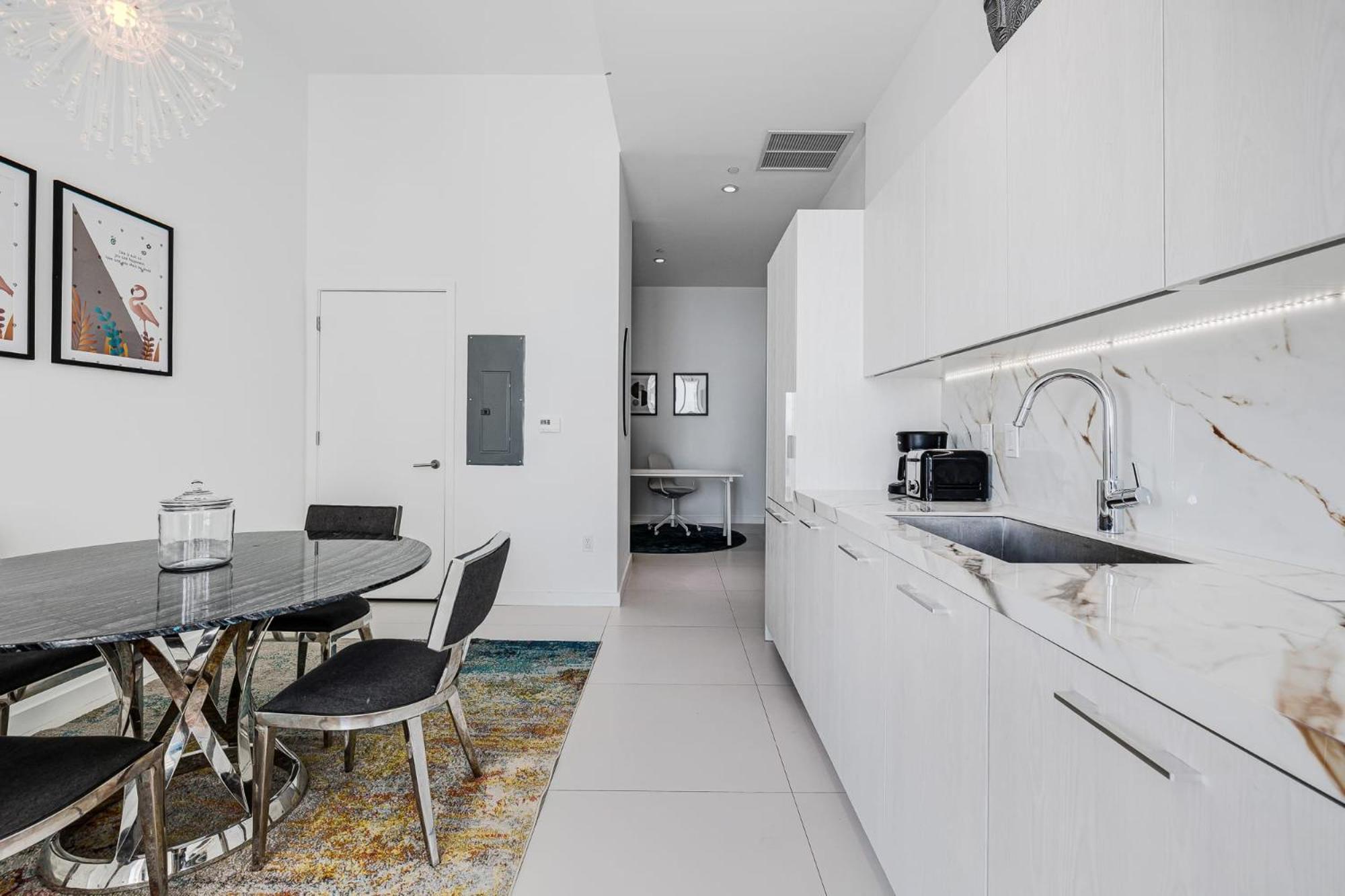 Unique High-Rise Condo In Miami Exterior foto