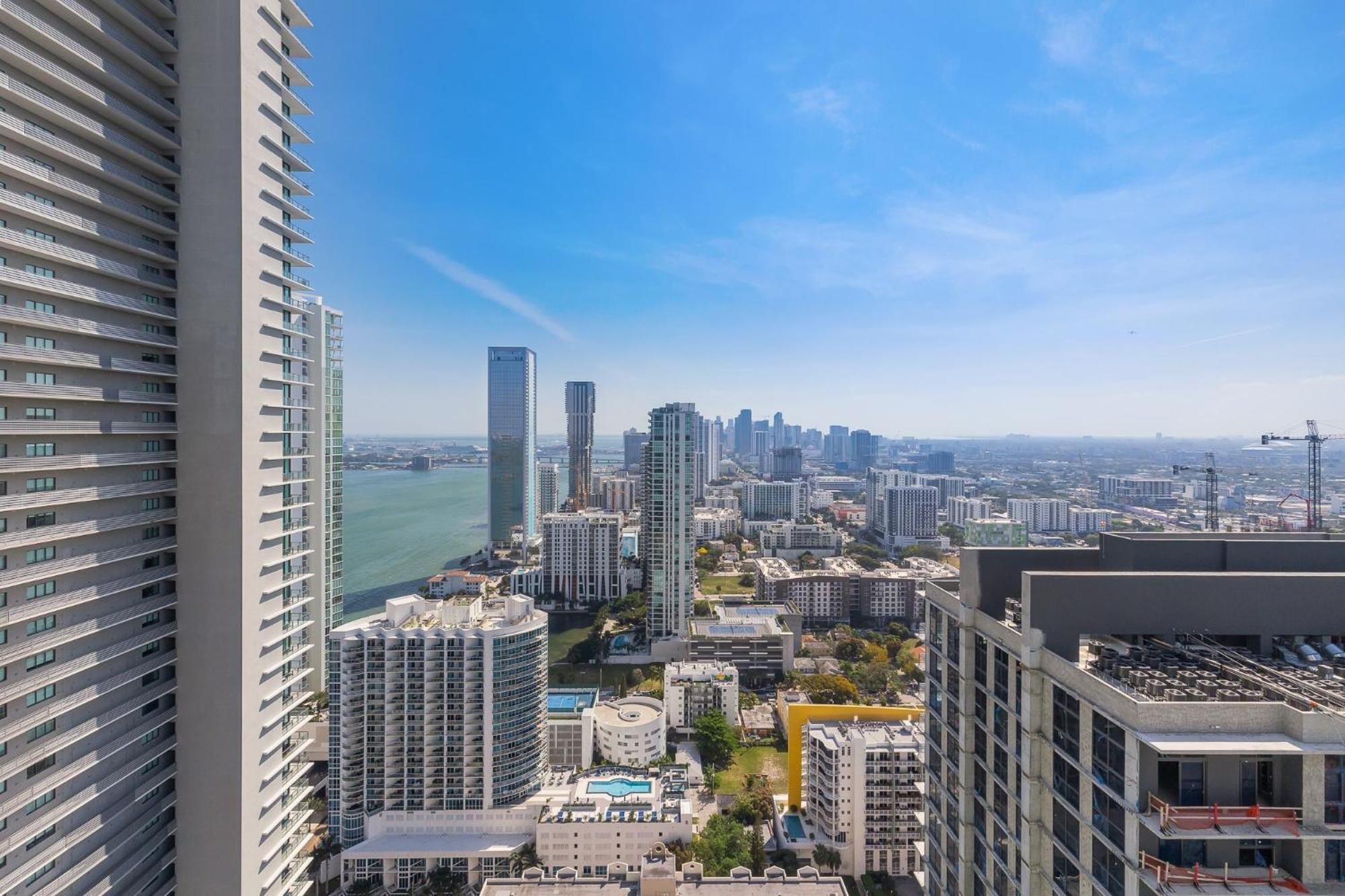 Unique High-Rise Condo In Miami Exterior foto